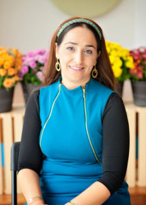 Makhanian, Shirley